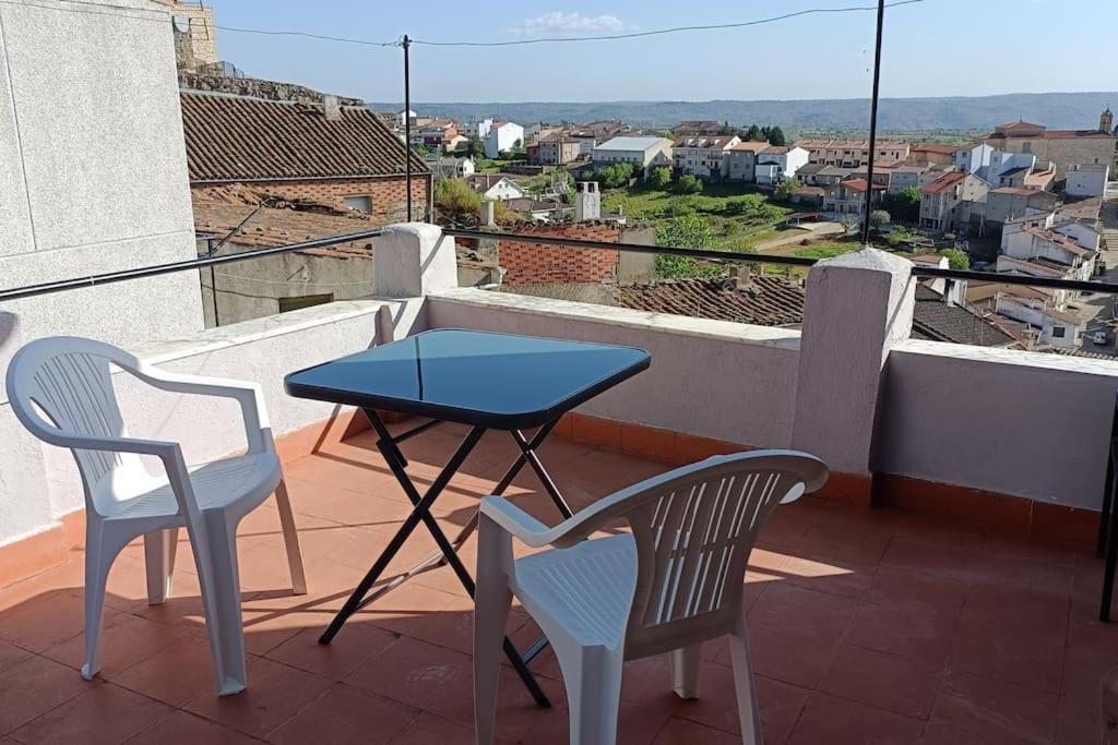 Casa Mouras Holiday home Fermoselle